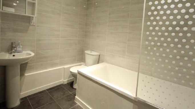 Family With Shared Kitchen And Bathroom In Angel Zone 1 Affittacamere Londra